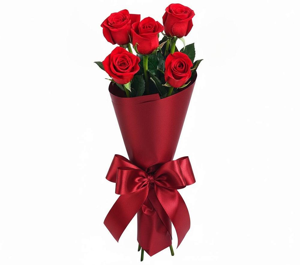 Букет 5 Красных роз Эдлесс Лав в Мостовском