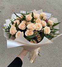 Букет Кремовые розы Латте в Мостовском