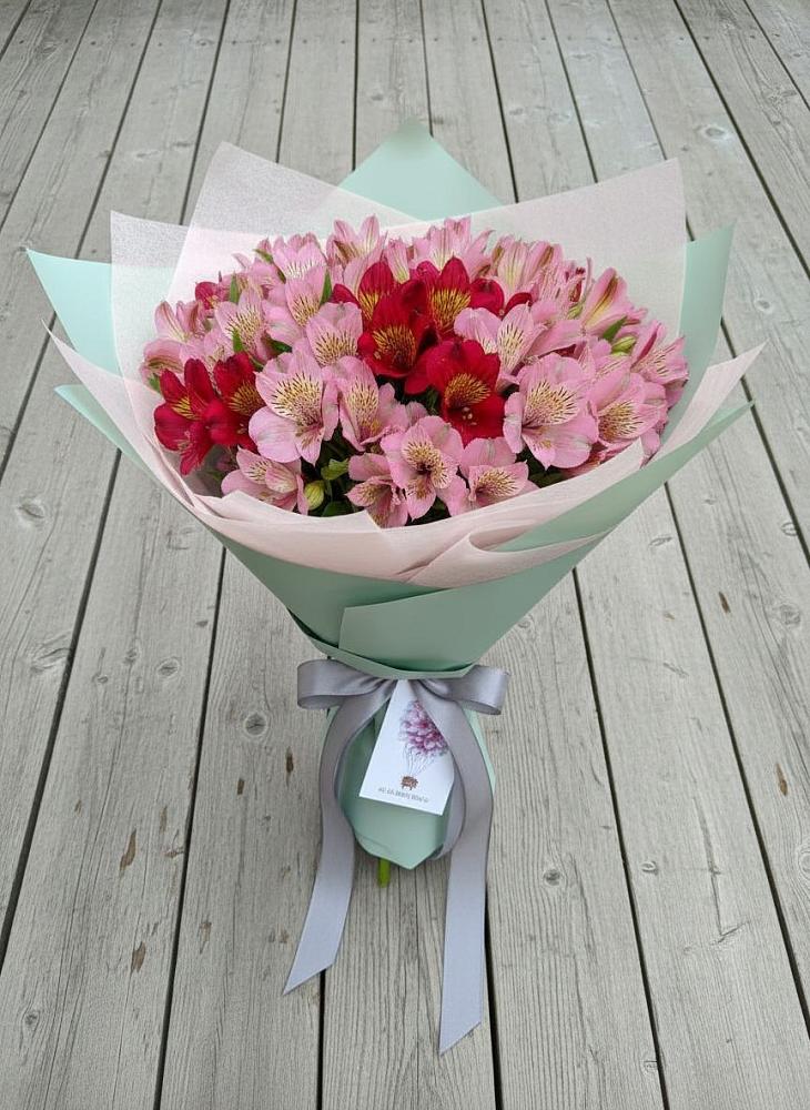 Букет цветов из: Альстромерии в Мостовском