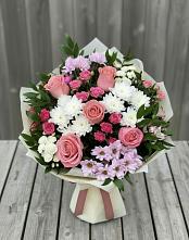 Букет цветов из:  Альстромерии, Гвоздики, Розы и Хризантемы в Мостовском