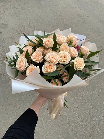 Букет Кремовые розы Латте в Мостовском