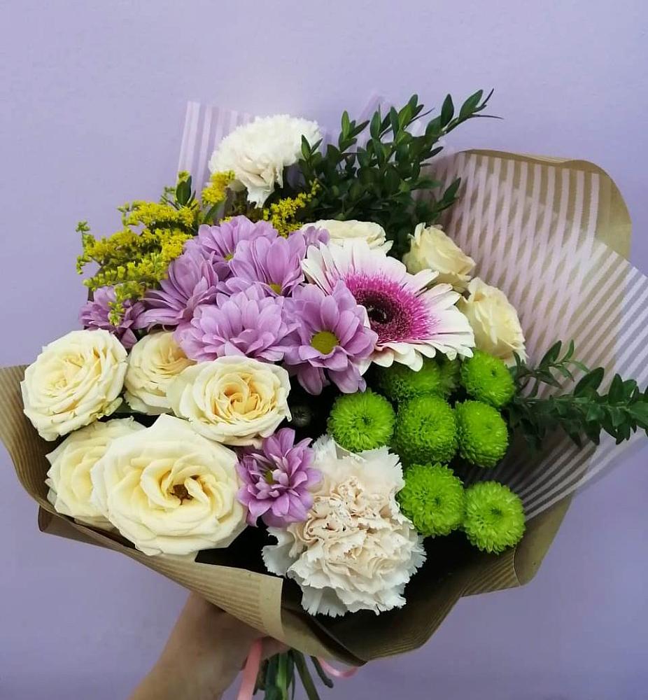 Букет цветов из: Хризантемы, Розы, Гвоздики и Герберы в Мостовском