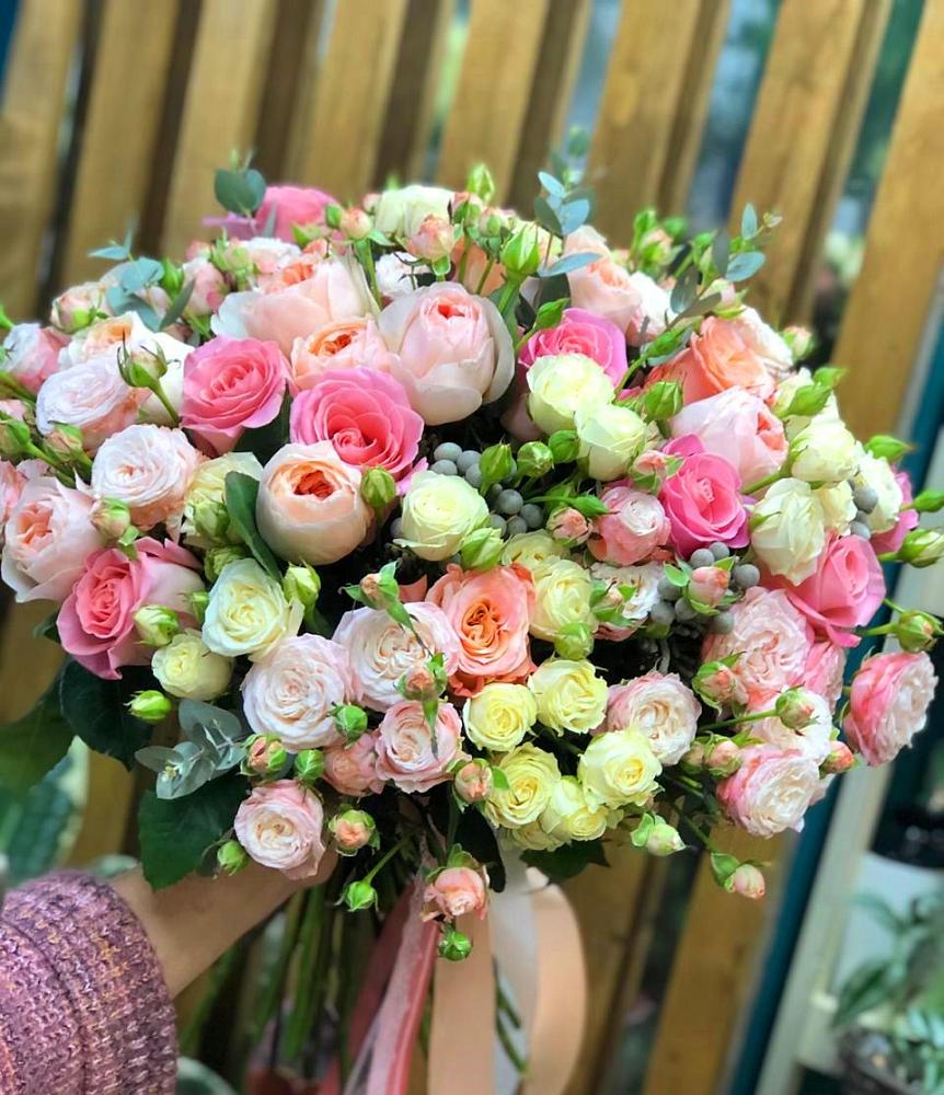 Букет цветов из: Розы в Мостовском