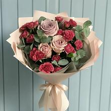 Букет цветов из:  Гвоздики и Розы в Мостовском
