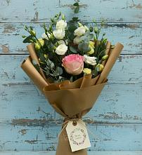 Букет цветов из:  Розы и Лизиантусы #REPLACE_PRED# Мостовском
